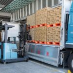 【画像】【物流2024問題】自動運転フォークリフトによるトラックへの積み込みが実現。フォークマンの仕事が無くなる？　省人力化以外にも利点が？ 〜 画像3