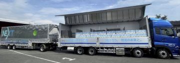 サントリー、ダイキン共同配送 連結トラック