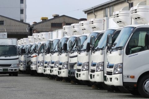 冷凍車と保冷車は何が違う？