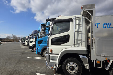 バリエーション豊かなトラックのキャビン解説