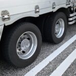 【画像】トラックのタイヤはなぜダブル？　これからはシングルワイドタイヤ？ 〜 画像5