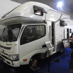 【画像】トラックベースのキャンピングカーが大人気 〜 画像1