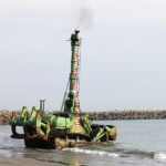 【画像】ロボットアニメでしか聞いたことないぞ！　水陸両用ブルドーザー 〜 画像3