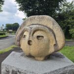 【画像】「なぜこんなところに土偶が鎮座？　不思議なPAがそこにあった 〜 画像9