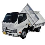 【画像】見かけたらラッキー！ ちょっと特殊な三転ダンプ 〜 画像2