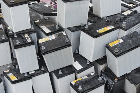 トラックは漢の24V！ でも何で？