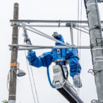 【画像】JR西日本に人型高所作業車が活躍中 〜 画像4