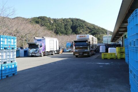 理不尽なクレームを受けるトラックドライバーの現状