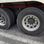 【画像】巨大なトラックを支えるタイヤのお話 〜 画像3