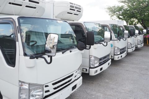 美味しい野菜や果物が食べられるは冷蔵車のおかげです