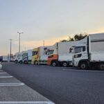 【画像】これって日本のトラックだけ？　安全確認窓のはなし 〜 画像4