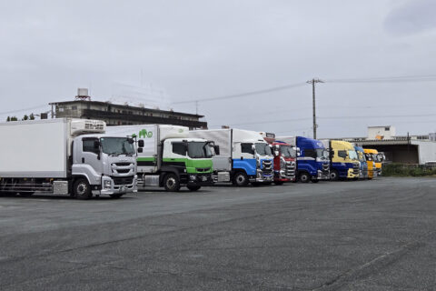 トラックって乗用車とどこが違う？