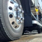 【画像】ホイール磨きはトラックの華？ 〜 画像4