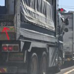 【画像】トラック後部にある様々な掲示にはなんか意味があるの? 〜 画像6