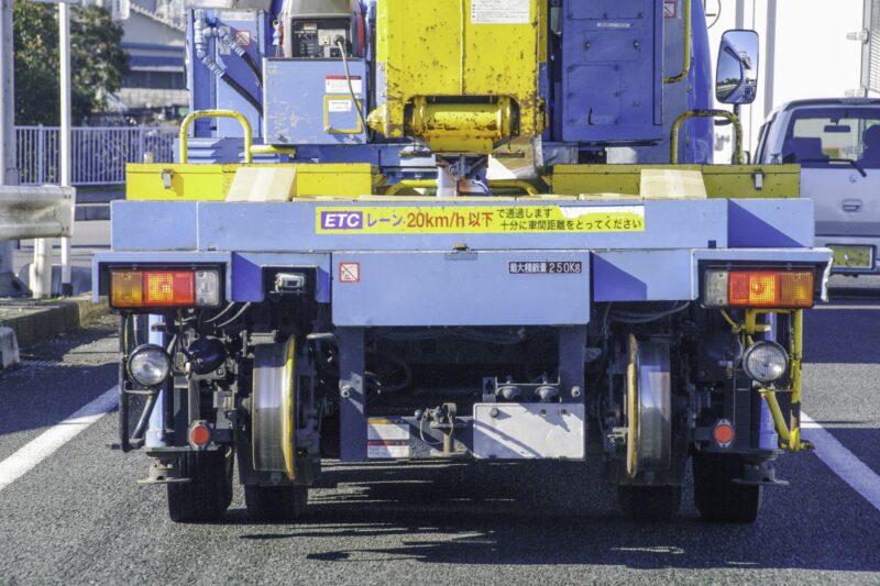 聞き慣れないけど「軌陸車」っていったいなんだ？　