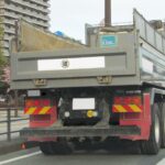 【画像】存在感はあるんだけど、トラックの泥除けって必要？ 〜 画像1