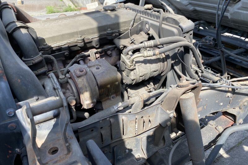 トラックのエンジンについて調べてみたら