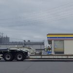 【画像】注意点もコツも普通のトラックとは違う　トレーラーの運転技術 〜 画像2