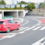 【画像】道路に引かれている白線はタダモノじゃなかった！ 〜 画像5
