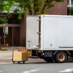 【画像】【ただの板車と侮るな】なぜプロの台車は崩れない？現役配達員が実践する「究極の積み方」と段差越えの神ワザ 〜 画像3