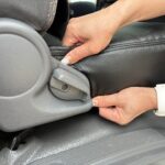 【画像】【いすゞエルフ】シートカバーで商用車の内装を格好よく守る！Azur製レザー調カバーの美しい仕上げ方とキャビン快適化 〜 画像3
