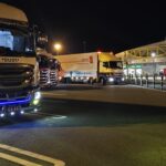 【画像】【大型車マスが足りない】新東名や名神の深夜に起きる駐車パニック！長距離ドライバーの休息を阻むSA・PAの深刻な実態 〜 画像5