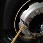 【画像】なぜトラックのタイヤは外れるのか？緩みを防ぐ正しい増し締め手順と日常点検 〜 画像4