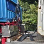 【画像】トラクタとトレーラーをつなぐ「エアホース」は何をしている？ ブレーキ用2系統の空気ラインを徹底解説 〜 画像2