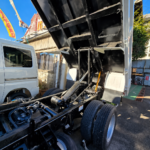 【画像】トラックのフレームはなぜ穴だらけなのか？ 〜 画像2